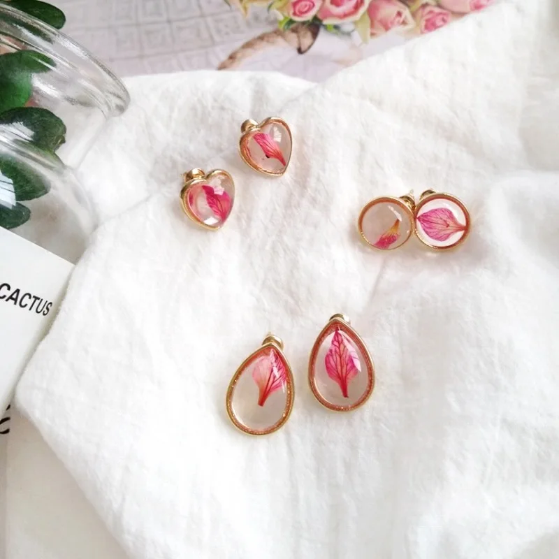Japanese Simple Romantic Rose Cherry Blossom Stud Earrings Girl Women Fashion Temperament Love Water Drop Shape Ear Clip
Japanese Simple Romantic Rose Cherry Blossom Stud Earrings Girl Women Fashion Temperament Love Water Drop Shape Ear Clip