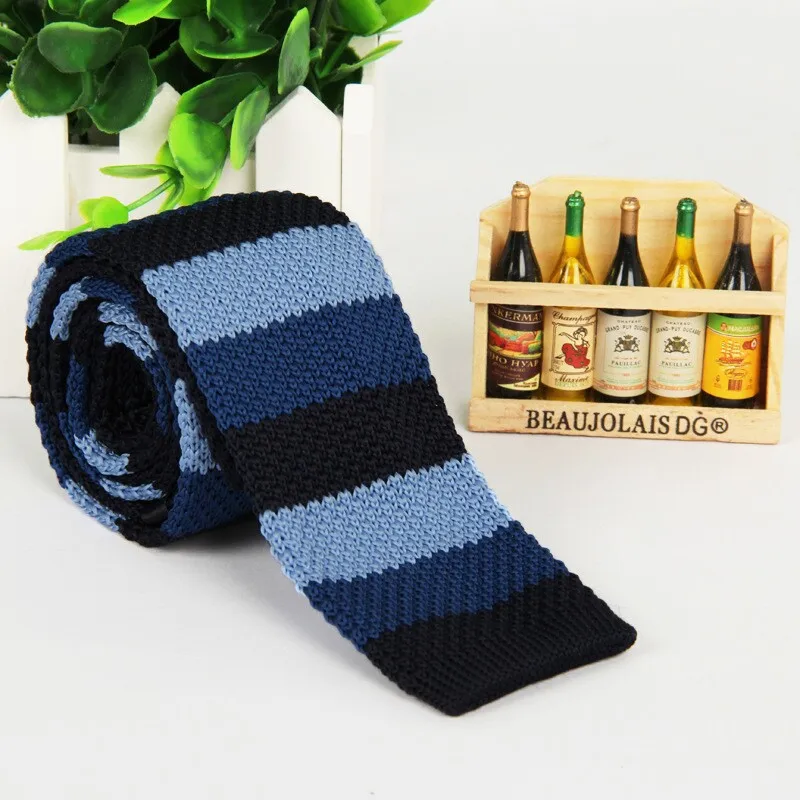 5cm knitted ties for men blue and black stripes necktie knitting no minimum order atacado
5cm knitted ties for men blue and black stripes necktie knitting no minimum order atacado
