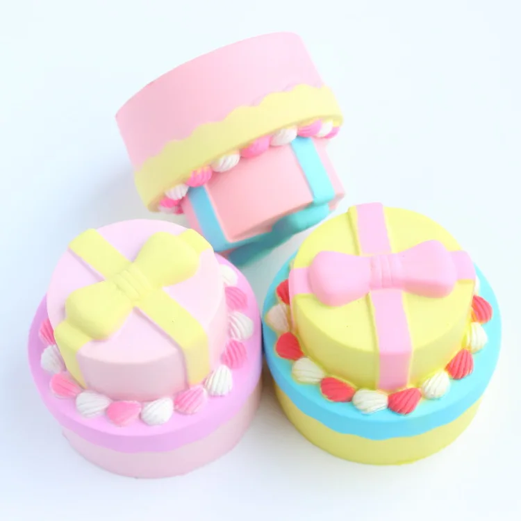 20PCS/lot 9cm slow rising bow tie double layer cake squishy simulation charm slow rebound squeeze toys Christmas gift
20PCS/lot 9cm slow rising bow tie double layer cake squishy simulation charm slow rebound squeeze toys Christmas gift