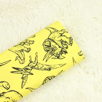 half meter plain cotton poplin fabric yellow bottom with dragon print, handmade DIY garment dress baby children cloth B290
half meter plain cotton poplin fabric yellow bottom with dragon print, handmade DIY garment dress baby children cloth B290