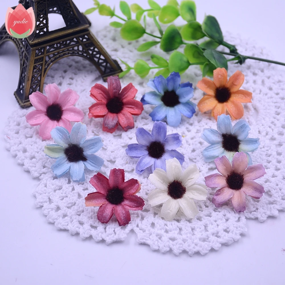 50pcs Silk Artificial Shiny Daisy Flower Head For Wedding Home Decoration DIY Scrapbooking Chrysanthemum Accessories Fake Flower
50pcs Silk Artificial Shiny Daisy Flower Head For Wedding Home Decoration DIY Scrapbooking Chrysanthemum Accessories Fake Flower