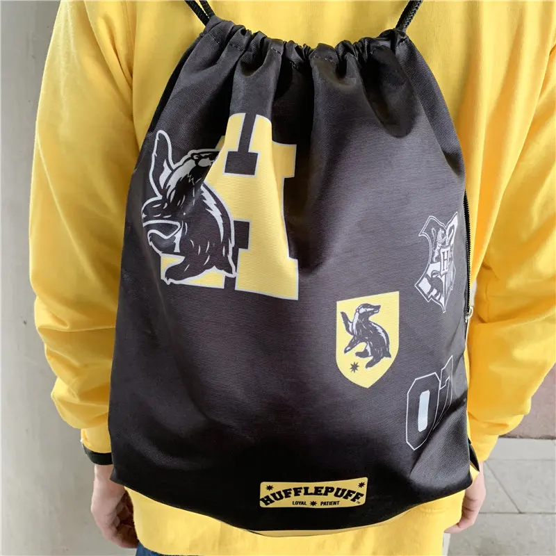 Hufflepuff Print Drawstring Backpack Bag ghtweight Travel Bags Cosplay Cosplay Backpack Beach Bag Shoes Pouch Gift
Hufflepuff Print Drawstring Backpack Bag ghtweight Travel Bags Cosplay Cosplay Backpack Beach Bag Shoes Pouch Gift