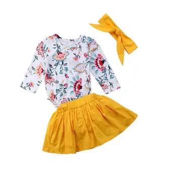 2PCs per Set Big Flowers Printed Long Sleeves Baby Girl Bodysuit Yellow PantSkirt for 0-24Months
2PCs per Set Big Flowers Printed Long Sleeves Baby Girl Bodysuit Yellow PantSkirt for 0-24Months