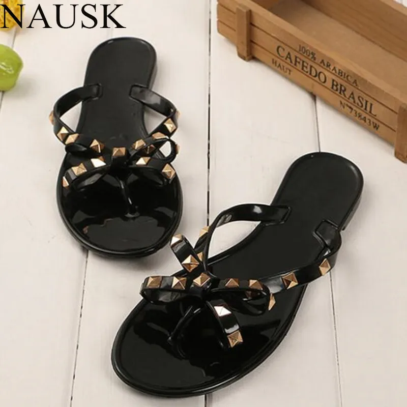 Summer Fashion Women Sandals Rivet Studs Flip Flops Slip on Beach Slides Women Sandalia Feminina
Summer Fashion Women Sandals Rivet Studs Flip Flops Slip on Beach Slides Women Sandalia Feminina