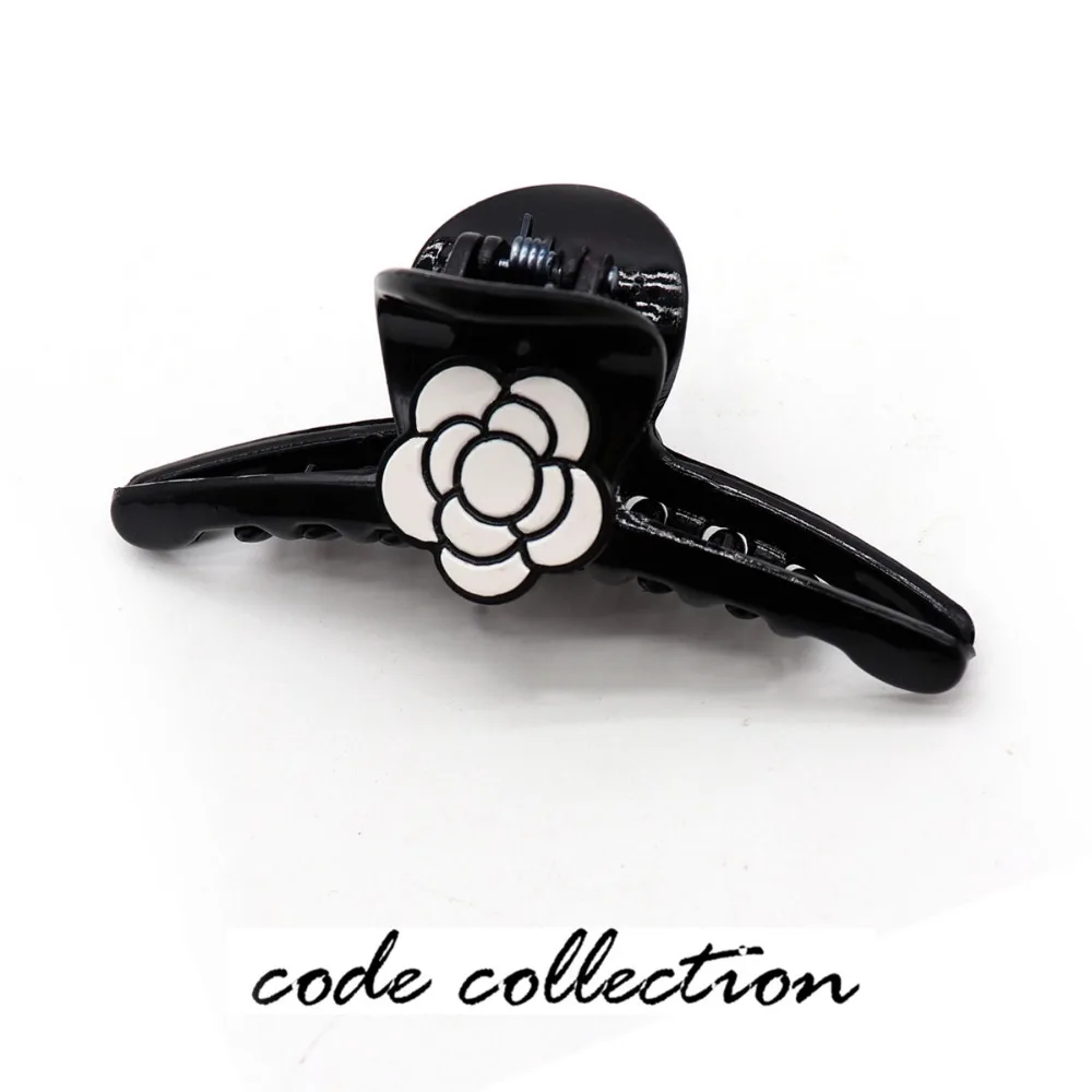 HOT Acrylic Black White Flower Hair Clip Claws For Women Girl Party Wedding Hair Jewelry Accessories Christmas Gifts
HOT Acrylic Black White Flower Hair Clip Claws For Women Girl Party Wedding Hair Jewelry Accessories Christmas Gifts