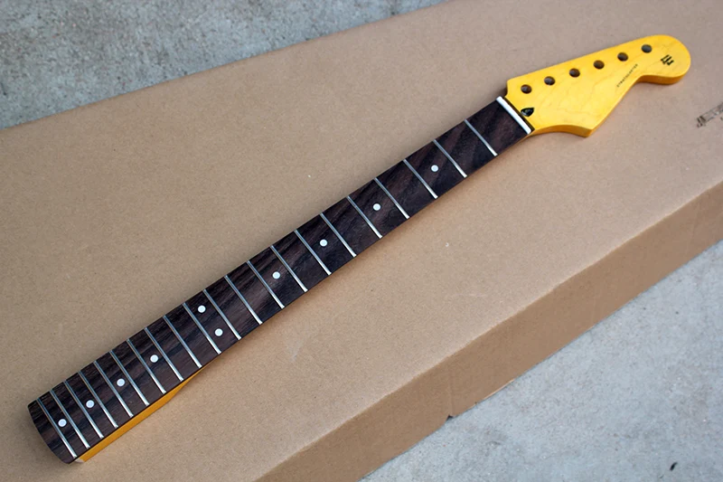 Electric Guitar Neck with Rosewood Fretboard,Yellow Maple Neck,21 Frets,6 Strings,offering customized services
Electric Guitar Neck with Rosewood Fretboard,Yellow Maple Neck,21 Frets,6 Strings,offering customized services