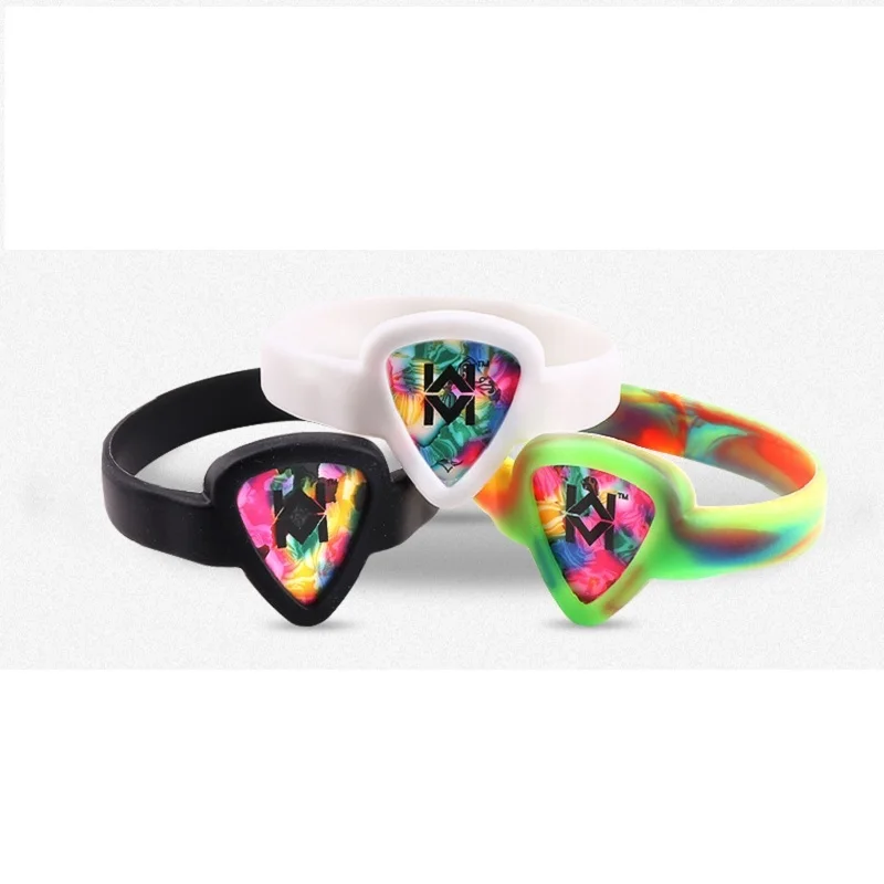 10pcs Guitar Picks Bracelet Picks wrist strap Pick bag guitar pick holder wristband
10pcs Guitar Picks Bracelet Picks wrist strap Pick bag guitar pick holder wristband