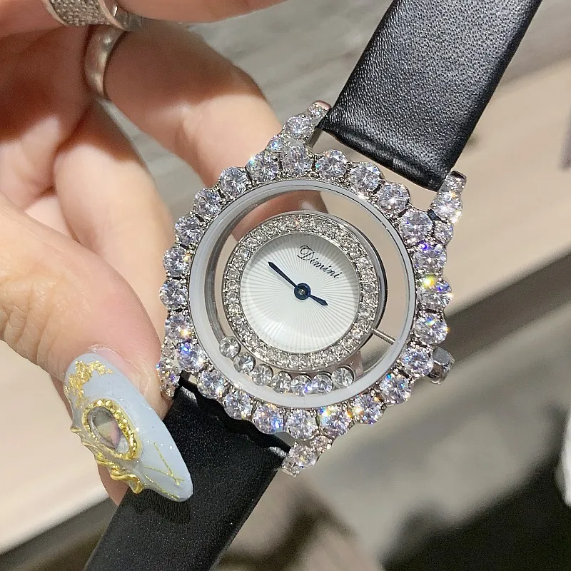 Super Luxury Women Dress Watches Women Stylish Roll Drill Crystal Rhinestones Quartz Wristwatch New Bracelet Ladies Watch Gift
Super Luxury Women Dress Watches Women Stylish Roll Drill Crystal Rhinestones Quartz Wristwatch New Bracelet Ladies Watch Gift