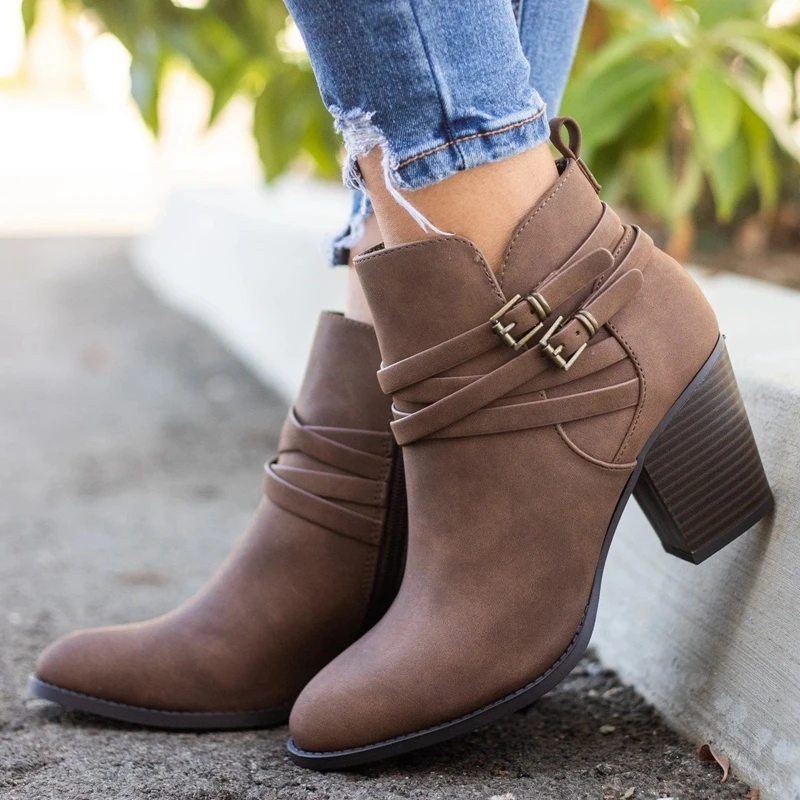Puimentiua Vintage Boots Women Buckle PU Shoes Women Short Boots Square Heels Fashion Pointed Toe Ankle All Match Breathable New
Puimentiua Vintage Boots Women Buckle PU Shoes Women Short Boots Square Heels Fashion Pointed Toe Ankle All Match Breathable New