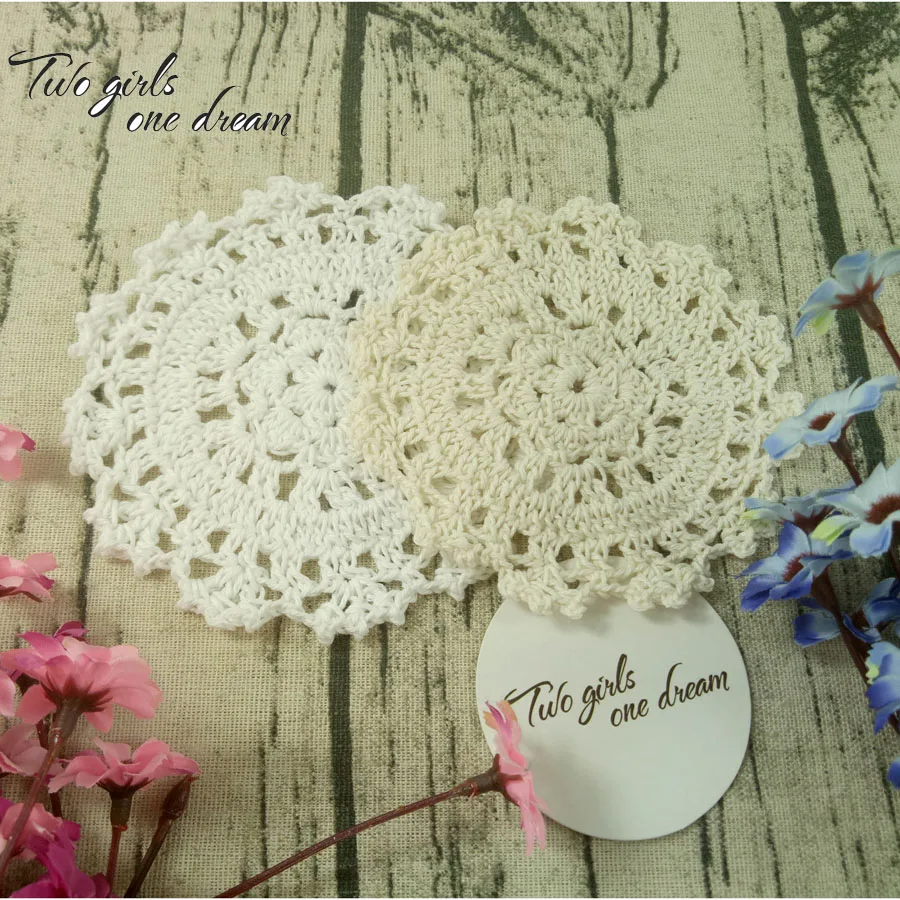 Cotton Placemat Cup Tea Coaster Pot Mug Holder Kitchen Accessory 10-12CM Handmade Felt Table Cloth Lace Crochet Doily Pad 50pcs
Cotton Placemat Cup Tea Coaster Pot Mug Holder Kitchen Accessory 10-12CM Handmade Felt Table Cloth Lace Crochet Doily Pad 50pcs