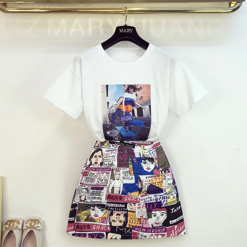 Women Fashion Sequined Character Pattern Cotton T-Shirts+Hip-hop Graffiti Print Bodycon Mini Skirt 2019 Summer Novelty 2PCS Set
Women Fashion Sequined Character Pattern Cotton T-Shirts+Hip-hop Graffiti Print Bodycon Mini Skirt 2019 Summer Novelty 2PCS Set