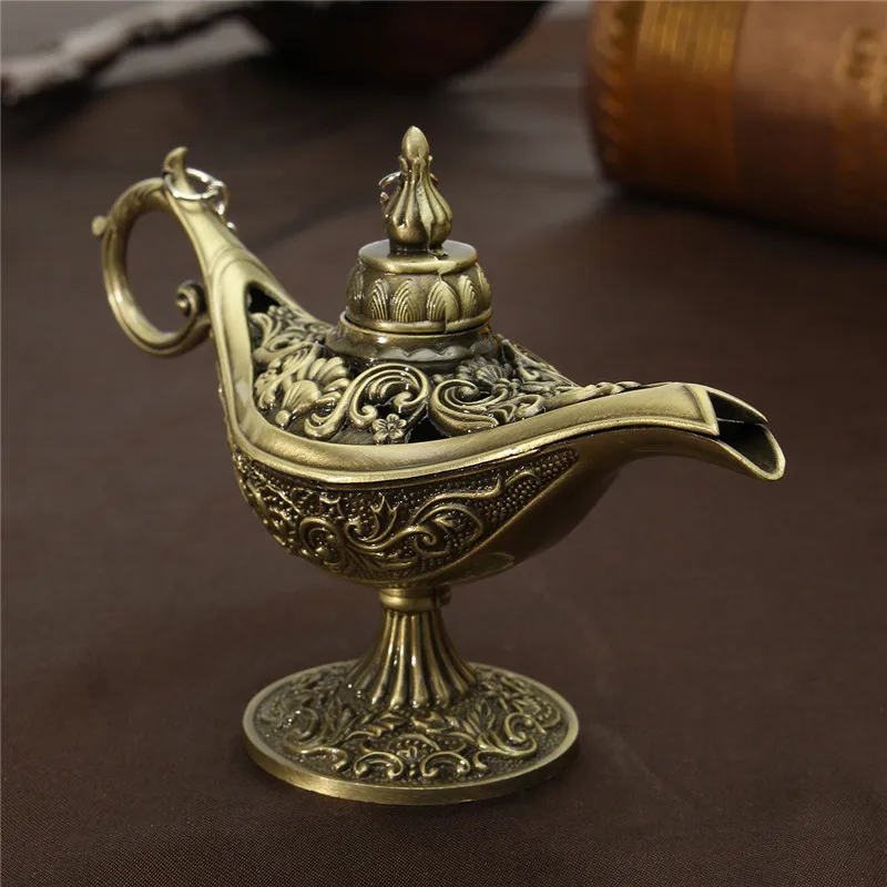 Hot Sale 1Pcs Vintage Hollow Carved Bronze Aladdin Magic Lamp Christmas Halloween Decoration Holiday Gifts Aladdin Genies Light
Hot Sale 1Pcs Vintage Hollow Carved Bronze Aladdin Magic Lamp Christmas Halloween Decoration Holiday Gifts Aladdin Genies Light