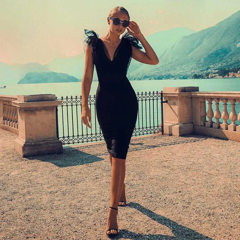 wholesale 2019 Newest Women Black Deep V-neck Tight and sexy Night club Boutique Celebrity Cocktail party bandage dress(L2968)
wholesale 2019 Newest Women Black Deep V-neck Tight and sexy Night club Boutique Celebrity Cocktail party bandage dress(L2968)