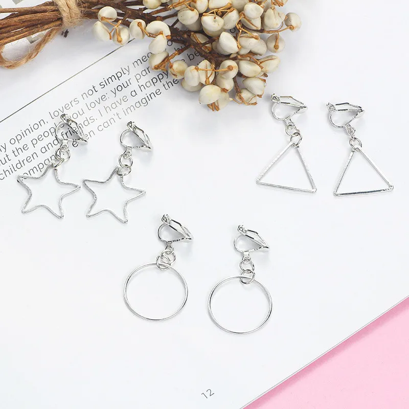 New Arrival personality Round Triangle Star shaped Gold Silver Color Clip Earrings For Women Girl No Ear hole Jewelry Gifts
New Arrival personality Round Triangle Star shaped Gold Silver Color Clip Earrings For Women Girl No Ear hole Jewelry Gifts