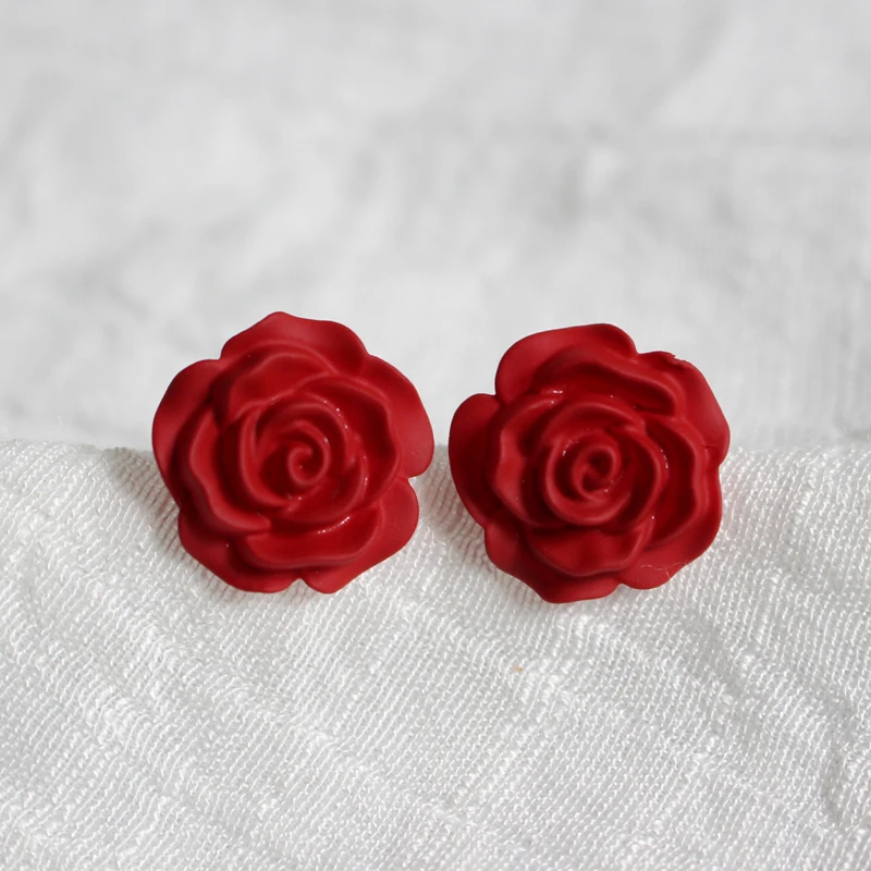 Women Girls 8 colors Resin Rose Flower Stud Earrings Cute Floral Earrings For Daily Wear Special Color Quality Stud Earrings
Women Girls 8 colors Resin Rose Flower Stud Earrings Cute Floral Earrings For Daily Wear Special Color Quality Stud Earrings