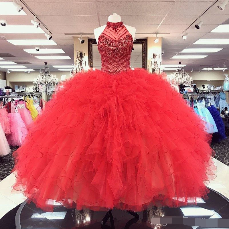 

robe de bal Red Beaded Ball Gown Quinceanera Dresses Halter Neck Crystals Prom dress Rhinestones vestidos de 15 anos 2019