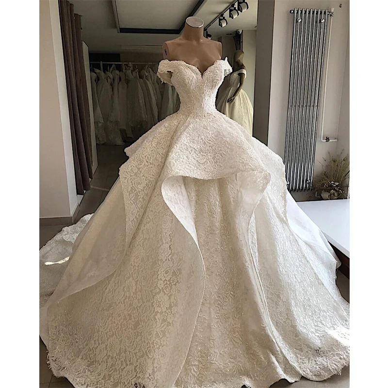 Luxury Customized Lace Beading Wedding Dress 2019 Sweetheart Off The Shoulder Lace Up Wedding Gowns Court Train Robe De Mariee
Luxury Customized Lace Beading Wedding Dress 2019 Sweetheart Off The Shoulder Lace Up Wedding Gowns Court Train Robe De Mariee