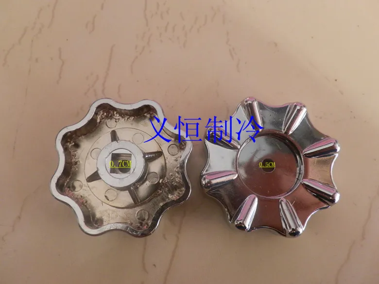 Fluorine table valve switch valve knob fluorine three-way valve plastic switch fluorine handle knob
Fluorine table valve switch valve knob fluorine three-way valve plastic switch fluorine handle knob