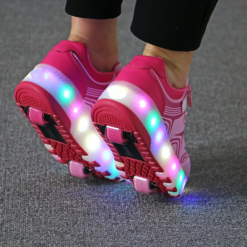 Hot Sale Kids Boys Shoes with Two Wheels Children Shoes Glowing Sneakers Led Light up Kids Shoes For Boy Girl Shining Shoe
Hot Sale Kids Boys Shoes with Two Wheels Children Shoes Glowing Sneakers Led Light up Kids Shoes For Boy Girl Shining Shoe