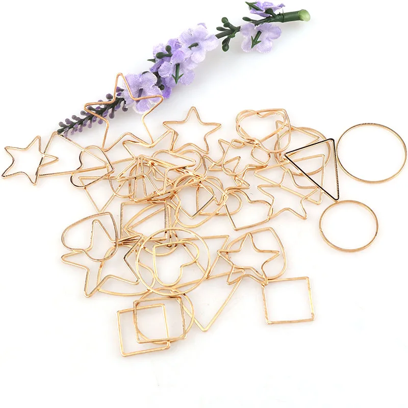 Vintage Mix Shape Antique Rose Gold Metal Hollow Frame Glue Blank Connector Charms Pendant DIY Jewelry Findings Accessories
Vintage Mix Shape Antique Rose Gold Metal Hollow Frame Glue Blank Connector Charms Pendant DIY Jewelry Findings Accessories