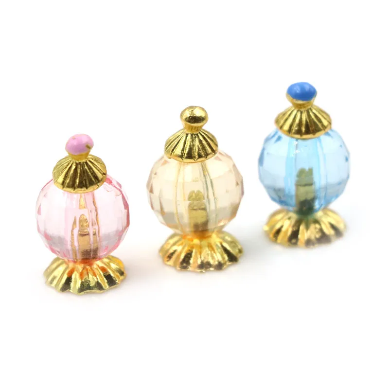3pcs/lot Miniatures Dolls Transparent Perfume House Furniture 1:12 Dollhouse Accessorie Dollhouse Miniature Bathroom Bedroom
3pcs/lot Miniatures Dolls Transparent Perfume House Furniture 1:12 Dollhouse Accessorie Dollhouse Miniature Bathroom Bedroom
