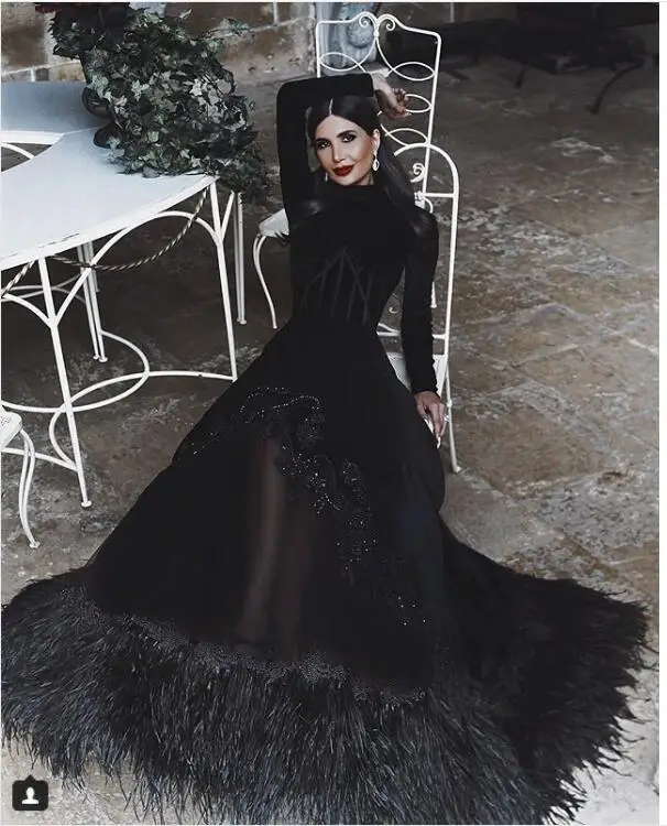 Elegant Black Muslim evening Dresses High Collar Full Sleeves A-line Long Velvet Prom Gowns Feather Beaded Appliques Dubai Gowns
Elegant Black Muslim evening Dresses High Collar Full Sleeves A-line Long Velvet Prom Gowns Feather Beaded Appliques Dubai Gowns