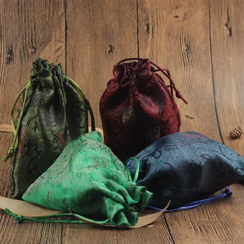 Chinese Style Small Gift Pouch Bags Buddha Beads Bag Brocade Package Bags for Jewelry
Chinese Style Small Gift Pouch Bags Buddha Beads Bag Brocade Package Bags for Jewelry