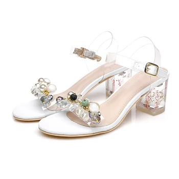 Flowers Sandals Women Summer Shoes 6cm Block Heel Fashion Transparent Sandals 2019 New Crystal Ladies Shoes White Women Footwear
Flowers Sandals Women Summer Shoes 6cm Block Heel Fashion Transparent Sandals 2019 New Crystal Ladies Shoes White Women Footwear