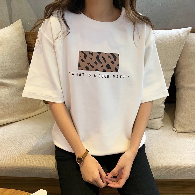 Leopard letter print Vintage casual Harajuku fashion tops large size M-2XL loose female short-sleeved O-neck cotton T-shirt 
Leopard letter print Vintage casual Harajuku fashion tops large size M-2XL loose female short-sleeved O-neck cotton T-shirt