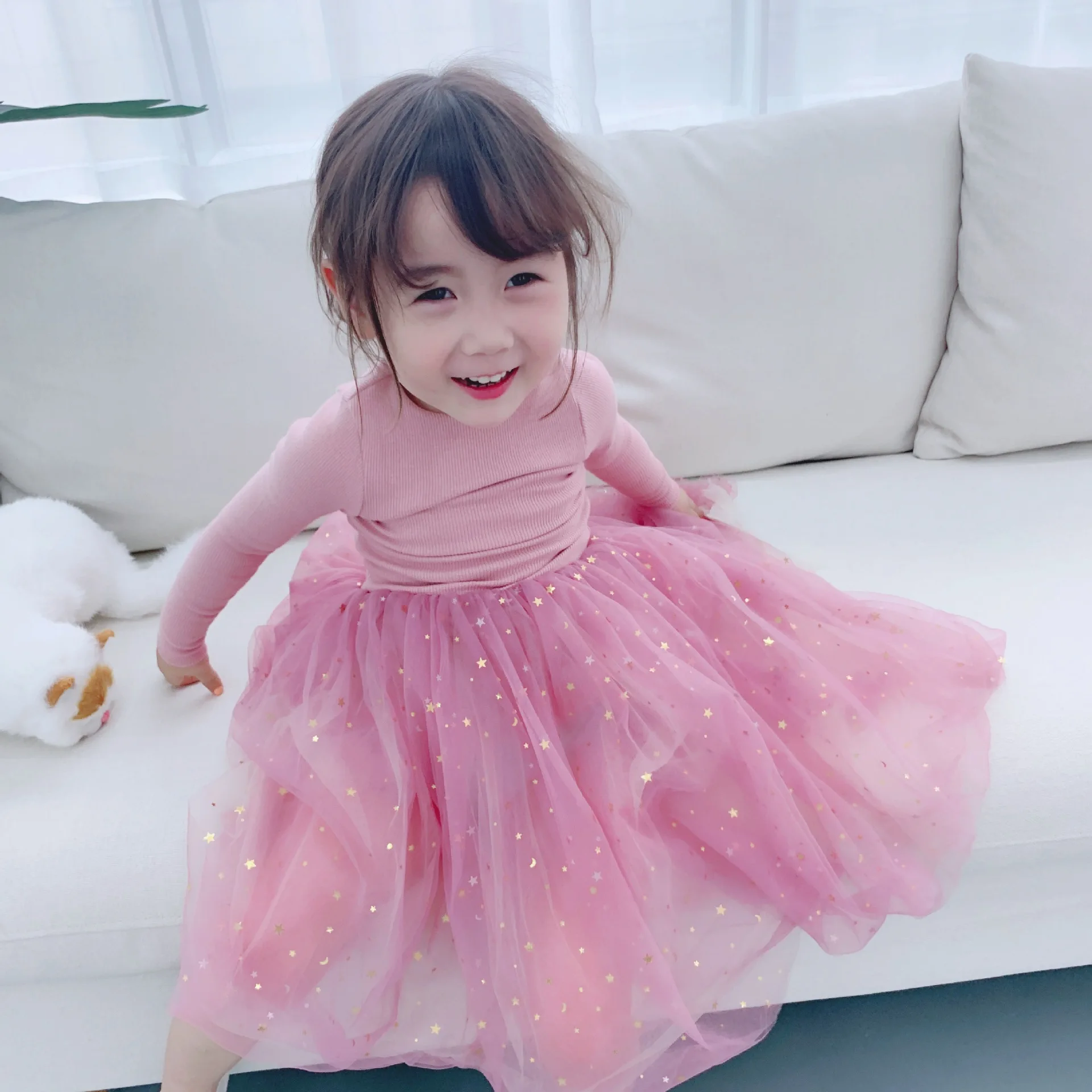 Autumn 2019 cute little princess pentagram paillette mesh dress baby girls long sleeve bling bling dresses
Autumn 2019 cute little princess pentagram paillette mesh dress baby girls long sleeve bling bling dresses