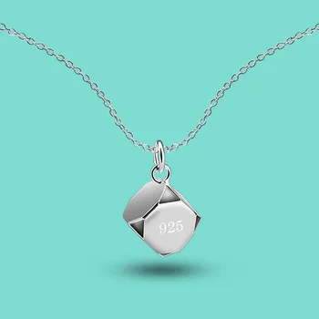 women's 925 sterling silver necklace fashion bell pendant necklaces Solid silver charm jewelry 46cm chain Valentine's day gifts
women's 925 sterling silver necklace fashion bell pendant necklaces Solid silver charm jewelry 46cm chain Valentine's day gifts