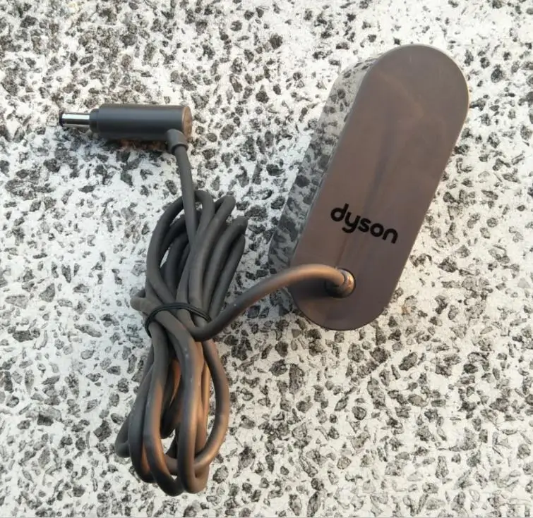 US regulatory plugs AC Power Adapter Charger 26.1V for Dyson DC58 DC59 DC61 DC62 DC74 V6 V7 V8 Fluffy ABSOLUTE ANIMAL Parts
US regulatory plugs AC Power Adapter Charger 26.1V for Dyson DC58 DC59 DC61 DC62 DC74 V6 V7 V8 Fluffy ABSOLUTE ANIMAL Parts