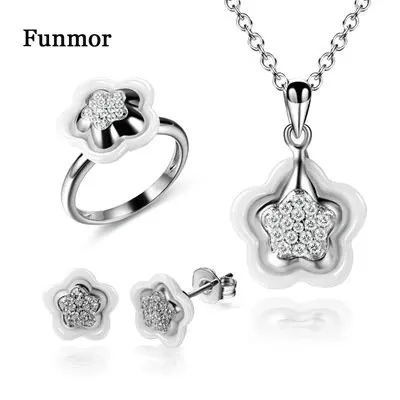 Funmor Elegant Flower Ceramic 925 Sterling Silver Set Two Piece Jewelry Sets Female Women Wedding Engagement Accessories Gifts
Funmor Elegant Flower Ceramic 925 Sterling Silver Set Two Piece Jewelry Sets Female Women Wedding Engagement Accessories Gifts