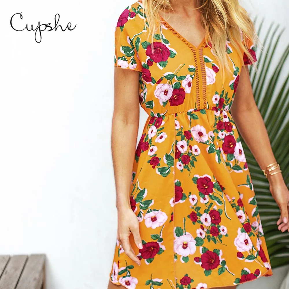 CUPSHE Vintage V neck Floral Print V Back Sexy Lace Midi Dress 2019 New Summer Beach Boho Slim Cutout Sundress Vestido
CUPSHE Vintage V neck Floral Print V Back Sexy Lace Midi Dress 2019 New Summer Beach Boho Slim Cutout Sundress Vestido