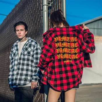 Autumn and winter high-end skills plaid plush thick couple outdoor street men and women thick coat 
Autumn and winter high-end skills plaid plush thick couple outdoor street men and women thick coat