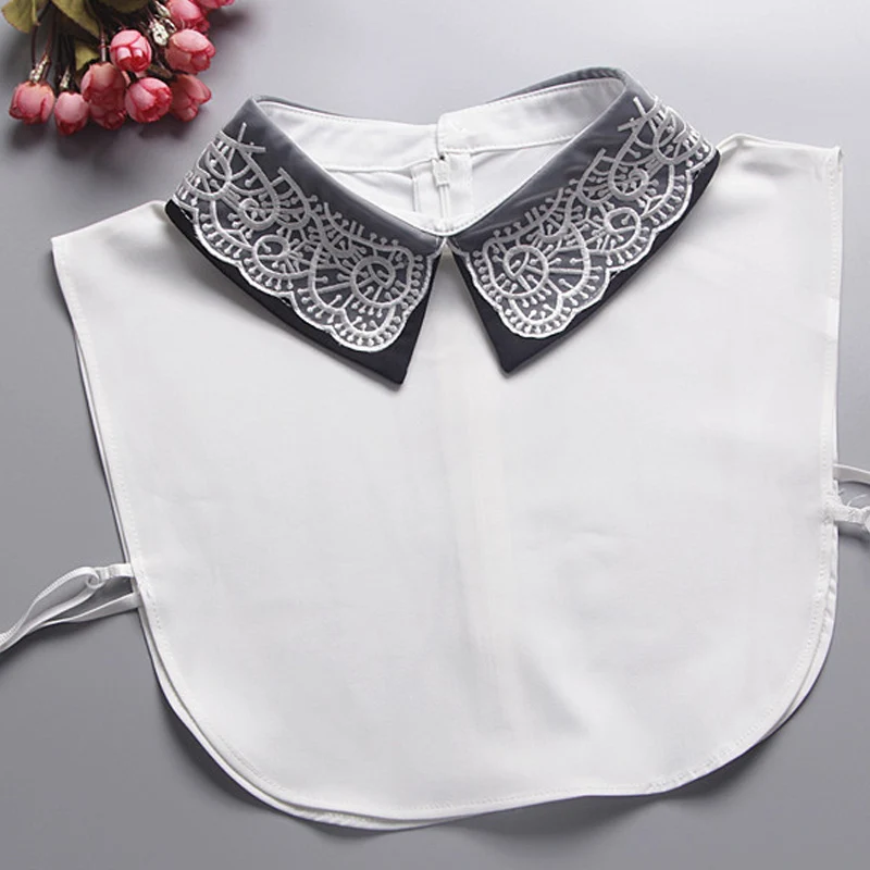 Hand-painted printed yellow butterfly shirt Lace autumn winter collar women sweater bottom letter Beaded ladies wild decorative
Hand-painted printed yellow butterfly shirt Lace autumn winter collar women sweater bottom letter Beaded ladies wild decorative