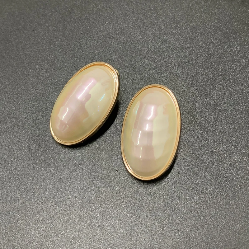 Elegant Fashion Big Imitation Pearl Stud Earrings Oval Geometric Party Statement Fashion Jewelry Gifts For Women Brincos 2019
Elegant Fashion Big Imitation Pearl Stud Earrings Oval Geometric Party Statement Fashion Jewelry Gifts For Women Brincos 2019