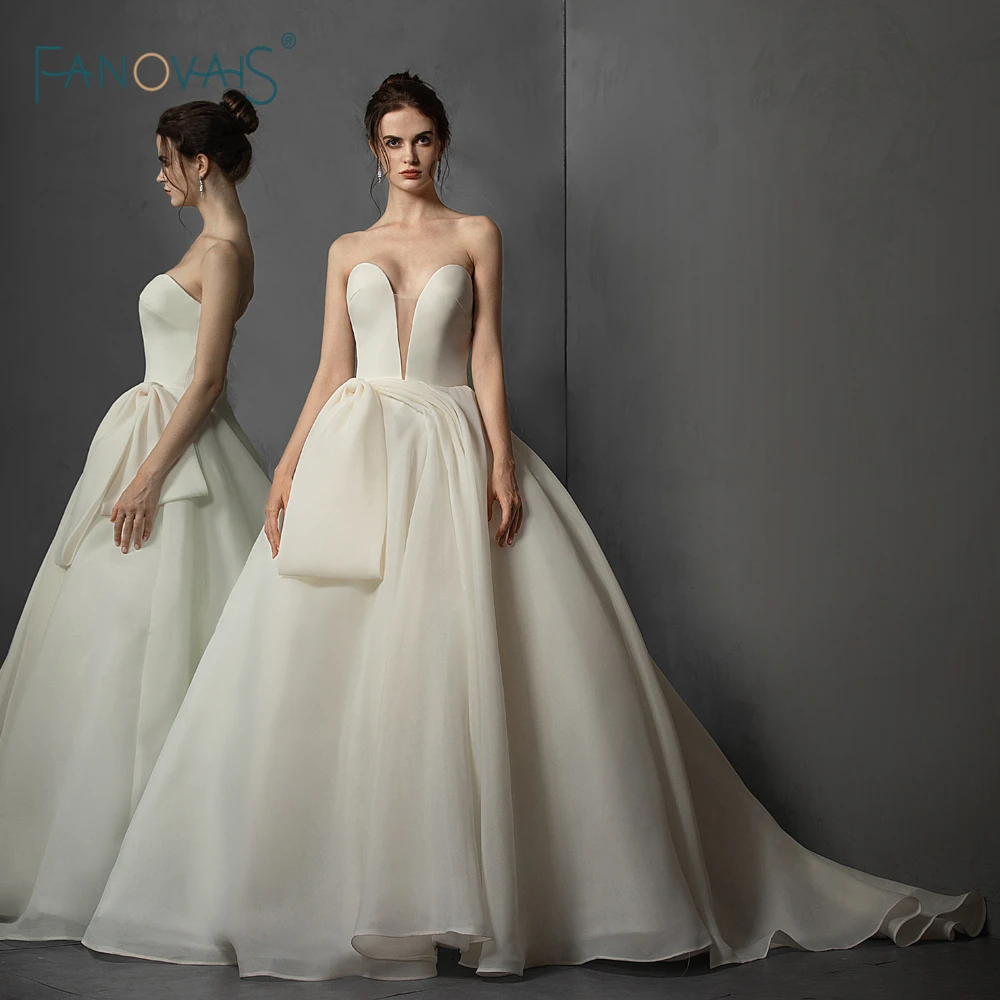 Vintage Wedding Dresses 2019 Sweetheart Princess Ball Gown Wedding Gown Lace Up Back Big Bow Champagne Vestido de Novia WN78
Vintage Wedding Dresses 2019 Sweetheart Princess Ball Gown Wedding Gown Lace Up Back Big Bow Champagne Vestido de Novia WN78
