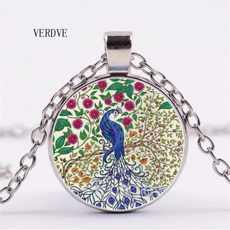 VERVE 3 Color Peacock Necklace, Bird Jewelry Necklace Art Glass Pendant Peacock Crystal Necklace Fashion Jewelery
VERVE 3 Color Peacock Necklace, Bird Jewelry Necklace Art Glass Pendant Peacock Crystal Necklace Fashion Jewelery
