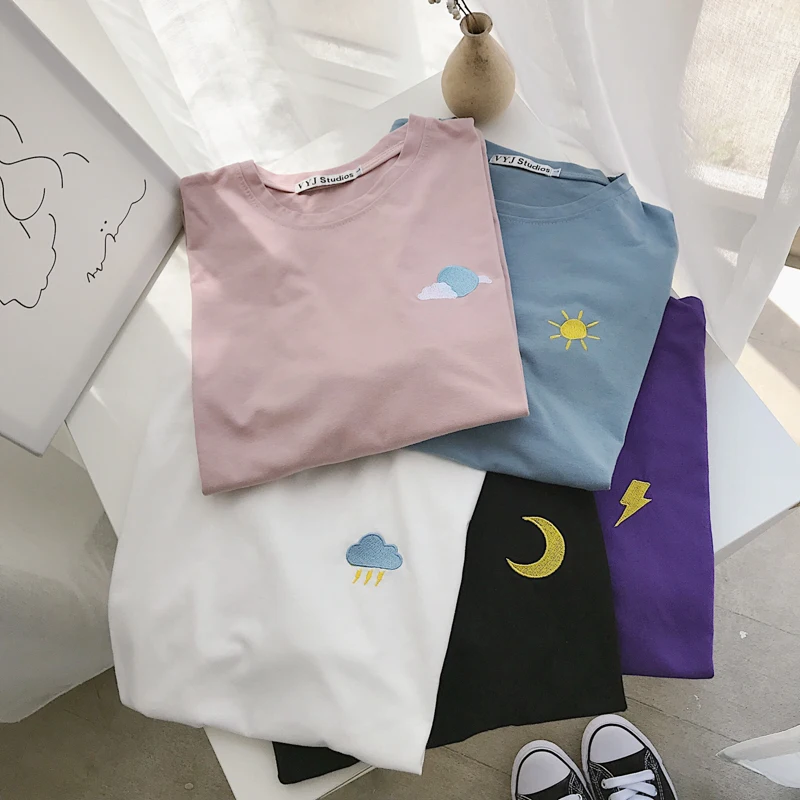 Korean Kpop Cotton Tshirt Women Long Sleeve Ulzzang Harajuku Embroidery T shirt Top Unisex Cloud Moon Sun Cute Aesthetic T shirt
Korean Kpop Cotton Tshirt Women Long Sleeve Ulzzang Harajuku Embroidery T shirt Top Unisex Cloud Moon Sun Cute Aesthetic T shirt