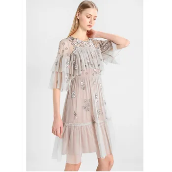 Luxury Brand Designer Dress for Women Summer O Neck Beading Sequined Mesh Ruffled Chiffon Dress
Luxury Brand Designer Dress for Women Summer O Neck Beading Sequined Mesh Ruffled Chiffon Dress