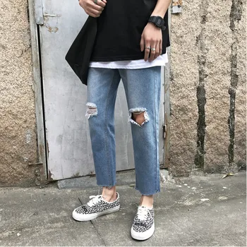 Summer New Men's Jeans Slim Hole Straight Classic Trend Fashion Low Waist Youth Nine Points Denim Loose Clothing Free Shipping
Summer New Men's Jeans Slim Hole Straight Classic Trend Fashion Low Waist Youth Nine Points Denim Loose Clothing Free Shipping