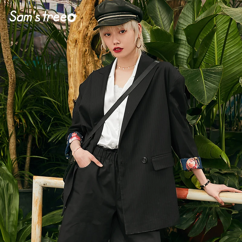 New Stylish Woman Blazer Casual Solid Women Coats Oversized Streetwear Ladies Coats Female Blazer
New Stylish Woman Blazer Casual Solid Women Coats Oversized Streetwear Ladies Coats Female Blazer