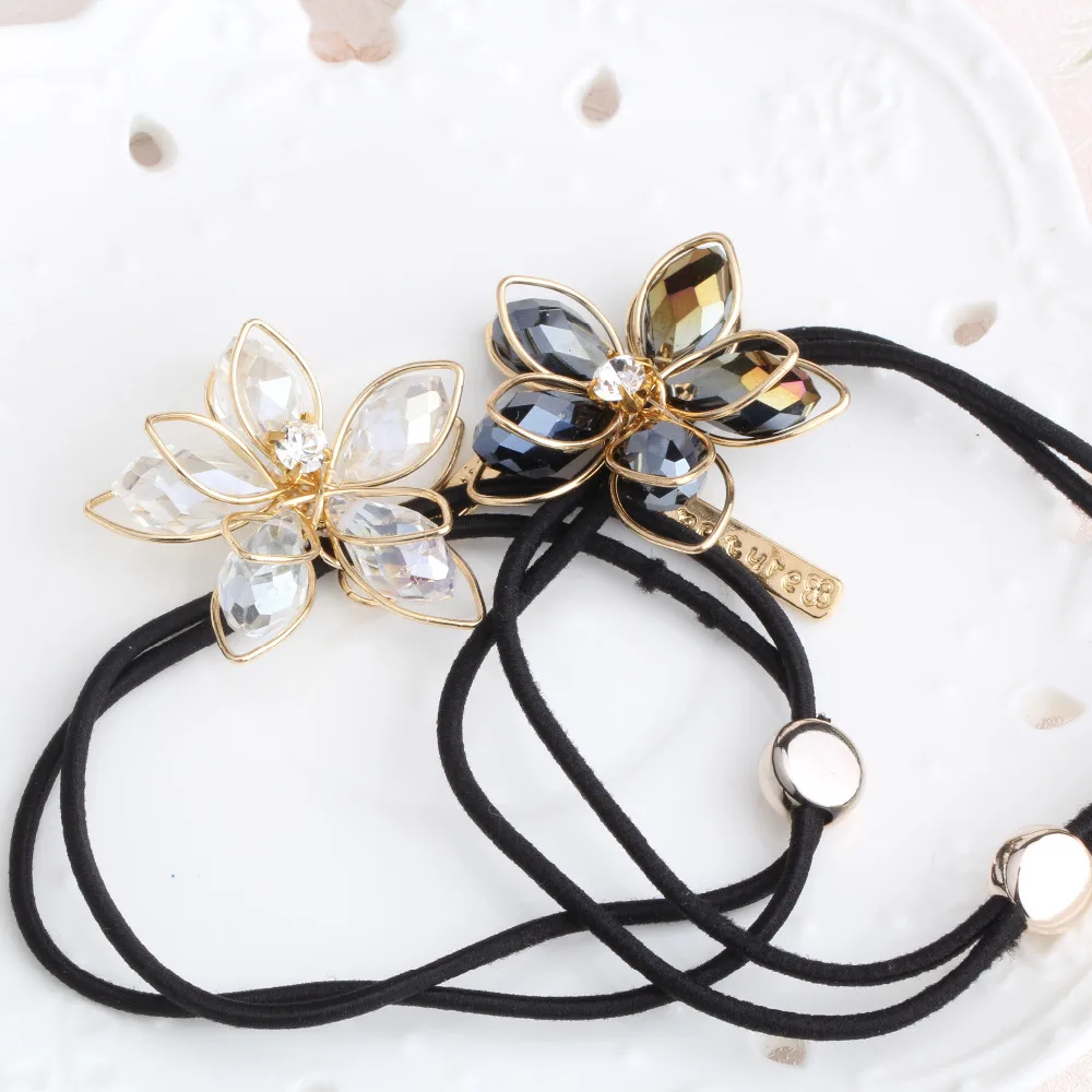 M MISM 1PC New High Quality Women Hair Accessories Ponytail Hair Tolder Rhinestone Hair Tie Scrunchies Flower Elastic Hair Band
M MISM 1PC New High Quality Women Hair Accessories Ponytail Hair Tolder Rhinestone Hair Tie Scrunchies Flower Elastic Hair Band