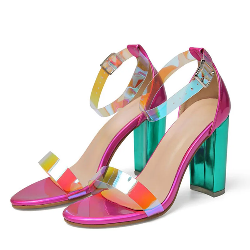 2019 Summer New Fashion Large Size Female Sandals Female Word Buckle Round Head Thick With High Heels Sandalia Feminina
2019 Summer New Fashion Large Size Female Sandals Female Word Buckle Round Head Thick With High Heels Sandalia Feminina