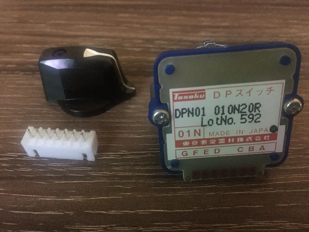 01N Rotary switches band switch TOSOKU DPN01 Magnification Switch Machine Band 010n20r CNC panel knob switch
01N Rotary switches band switch TOSOKU DPN01 Magnification Switch Machine Band 010n20r CNC panel knob switch