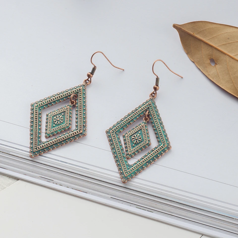 Women Vintage Antique Geometric Alloy Drop Earrings Hanging Dangle Women Earrings Jewelry
Women Vintage Antique Geometric Alloy Drop Earrings Hanging Dangle Women Earrings Jewelry