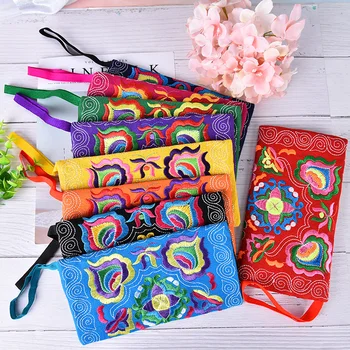 9 Colors Women Vintage Ethnic Embroidery Small Coin Purses Handmade Fashion Clutch Bags
9 Colors Women Vintage Ethnic Embroidery Small Coin Purses Handmade Fashion Clutch Bags