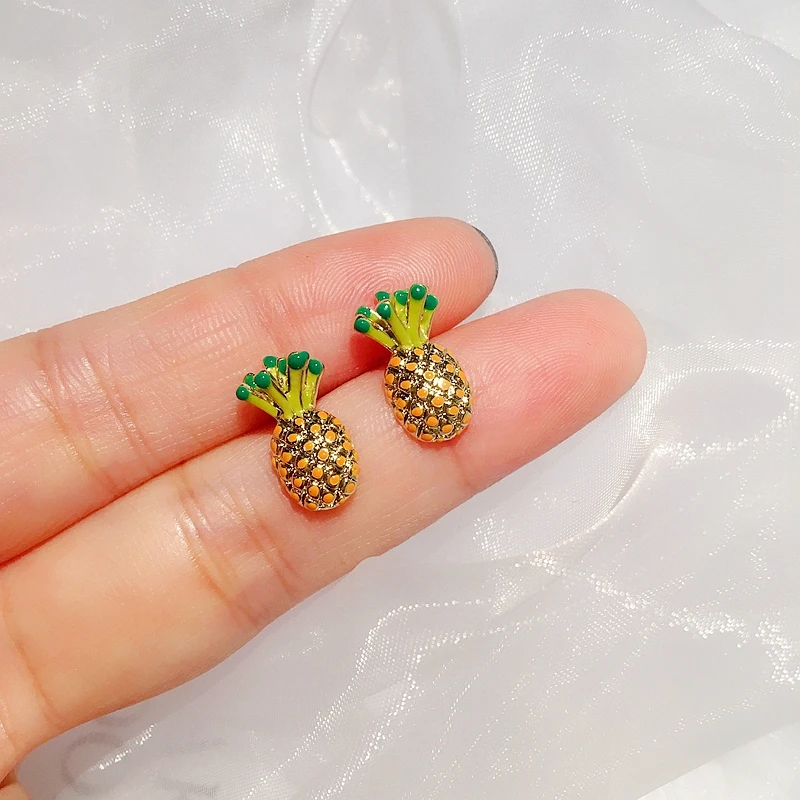Exquisite Small Fruit Stud Earrings Gold Color Cute Pineapple Studs Earrings for Women Girls Gift Jewelry
Exquisite Small Fruit Stud Earrings Gold Color Cute Pineapple Studs Earrings for Women Girls Gift Jewelry