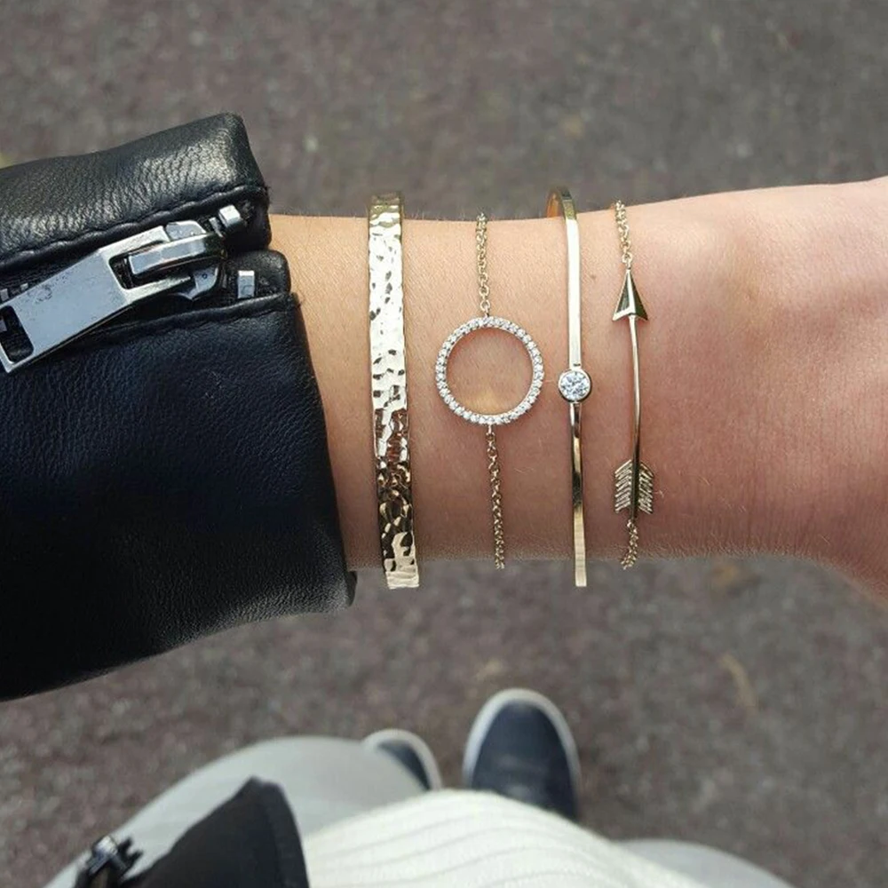 4 Pcs/set Women Punk Gold Circle Crystal Arrow Irregular Geometric Chain Bracelet Set Charm Beach Jewelry Accessories
4 Pcs/set Women Punk Gold Circle Crystal Arrow Irregular Geometric Chain Bracelet Set Charm Beach Jewelry Accessories
